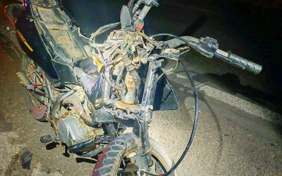 Acidente entre carro e moto deixa dois mortos e quatro feridos em Araripina, no Sertão