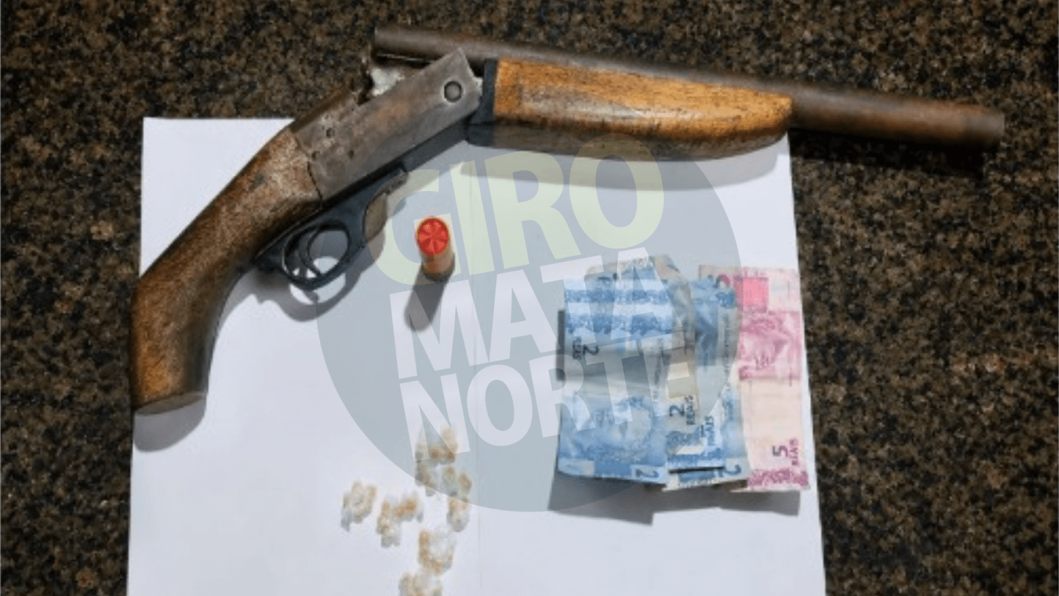 Homem é preso com espingarda calibre 12 e pedras de crack em Goiana