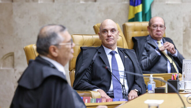 Moraes destrava processo parado há 3 anos sobre licença a juízes